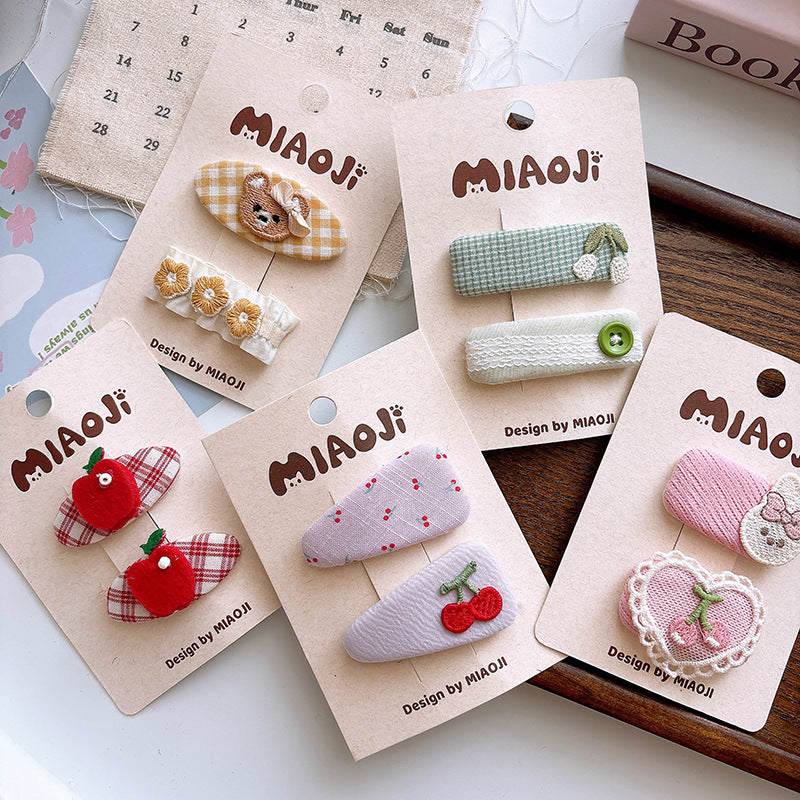 CJ0726韓版甜美布藝格紋刺繡髮夾2025.07.26