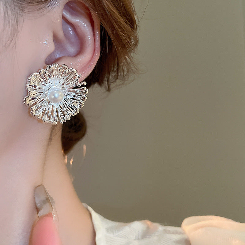 EK1376歐美甜美花朵珍珠銀針耳釘2024.08.02