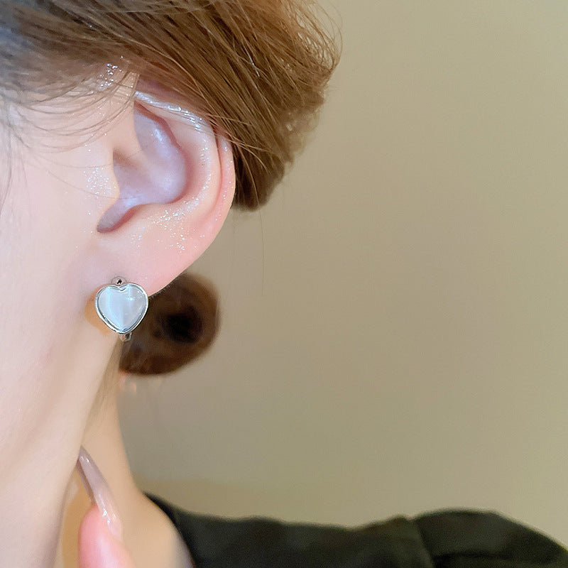 EA1904夏季小清新輕奢愛心猫眼耳環2024.08.16