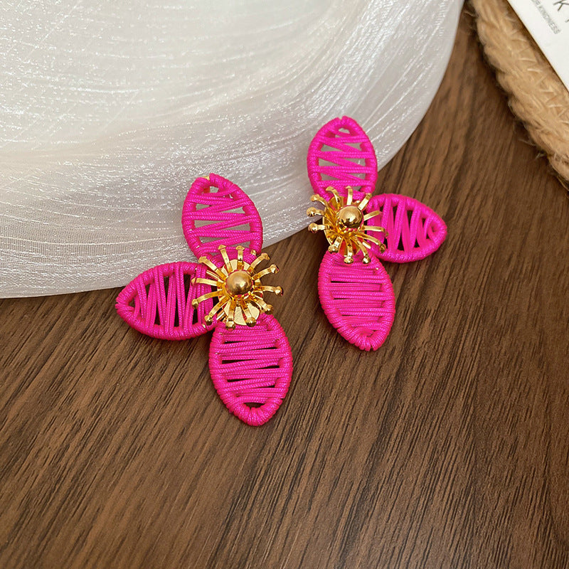 EM5199甜美手工編織花瓣花朵耳環2025.03.14