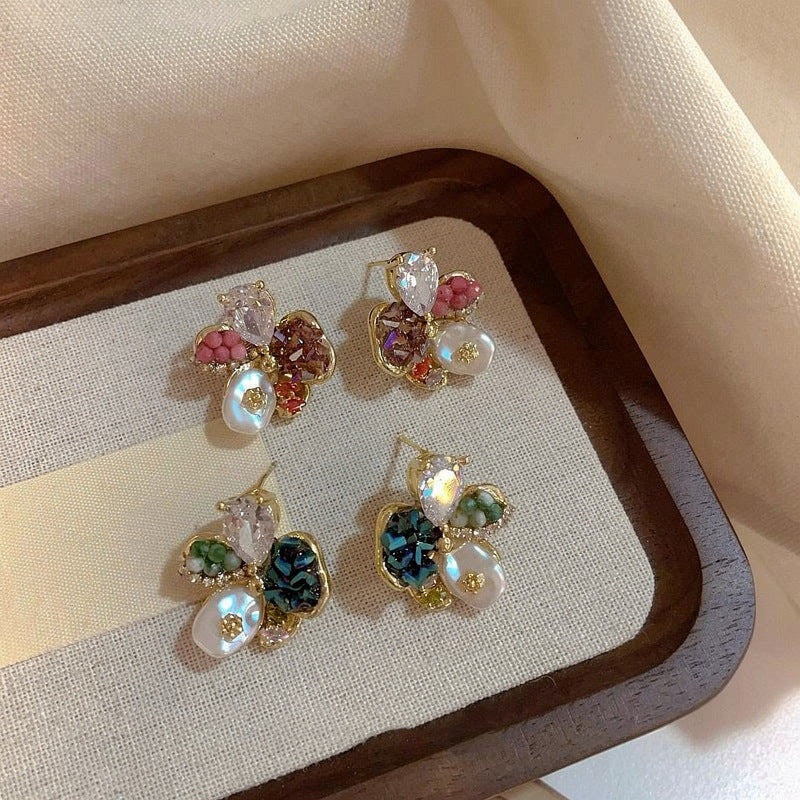 EA3259輕奢手工水晶花瓣耳環2026.04