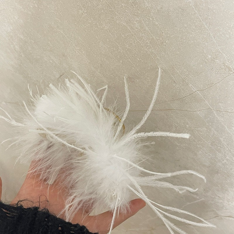 HO2399超仙白色鴕鳥毛髮夾2022.10.18