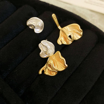 EA9649法式復古簡約褶皺花朵珍珠銀針耳環2024.04.16