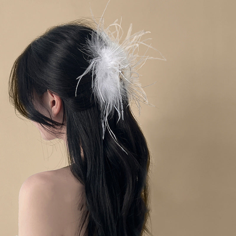 HO2399超仙白色鴕鳥毛髮夾2022.10.18